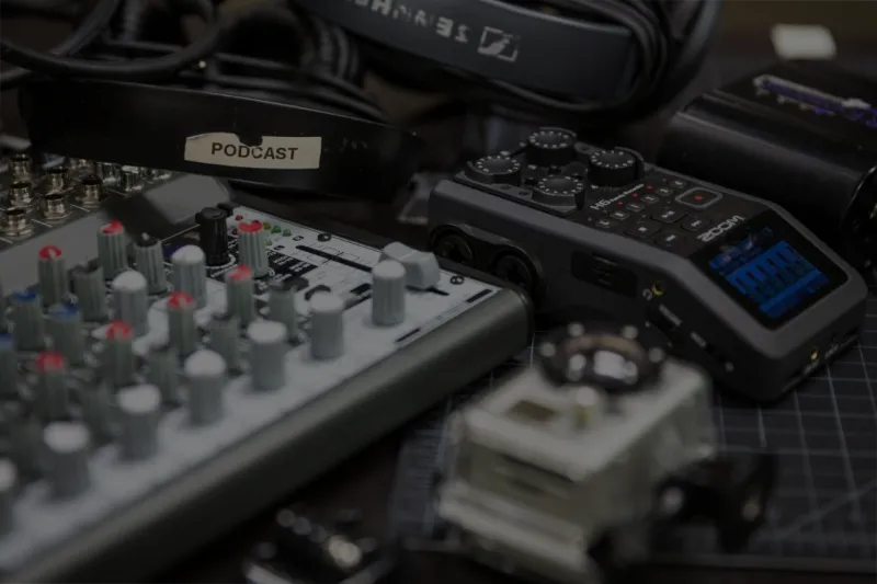 Звуковое оборудование для записи подкастов Звуковое оборудование для записи подкастов