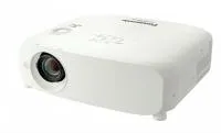 Panasonic PT-VZ585NE (2)
