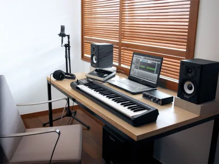 Купить ROLAND A-49-BK за 18&nbsp;490 ₽