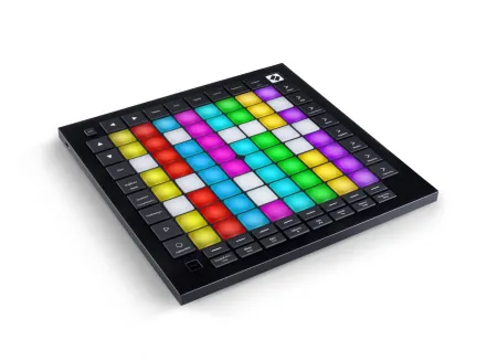 Купить NOVATION Launchpad Pro [MK3] по выгодной цене в Москве