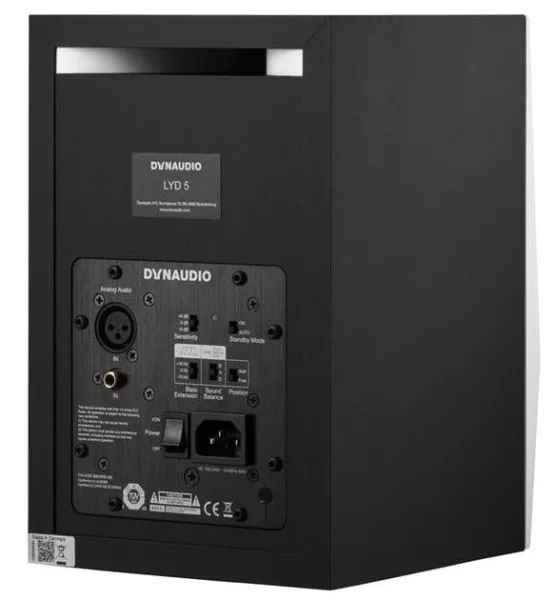 4bea5d9fd1b5a3329c4a1455f984cd09