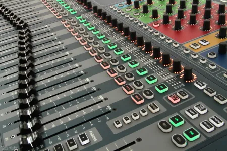 SOUNDCRAFT Si Expression 3