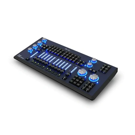 Купить Chamsys MagicQ Compact Connect по выгодной цене в Москве